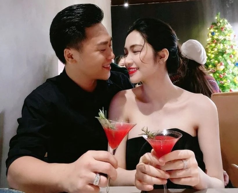 Hoa Minzy va ban trai ngung tuong tac anh 1