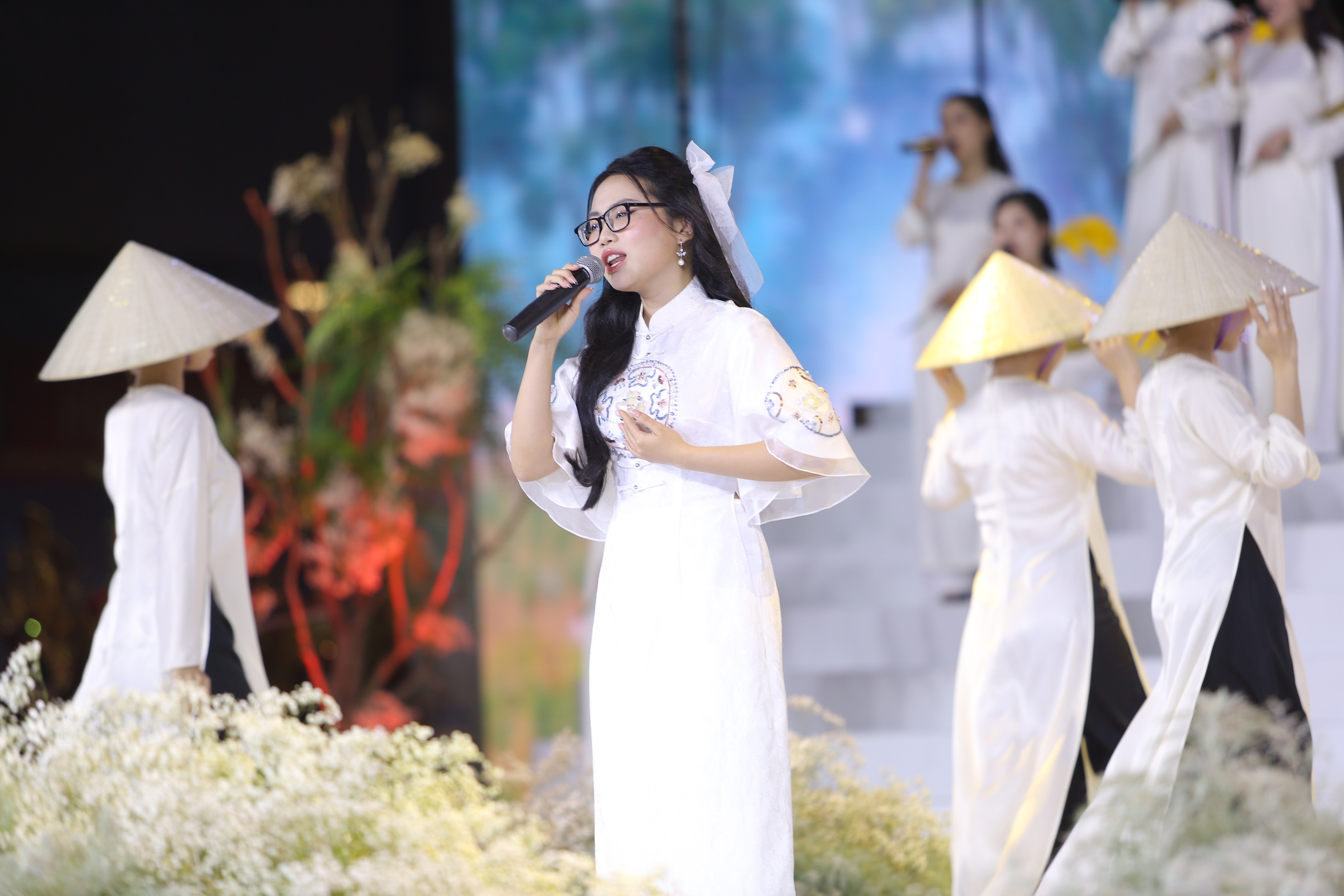 Le hoi ao dai lan thu 3 anh 9