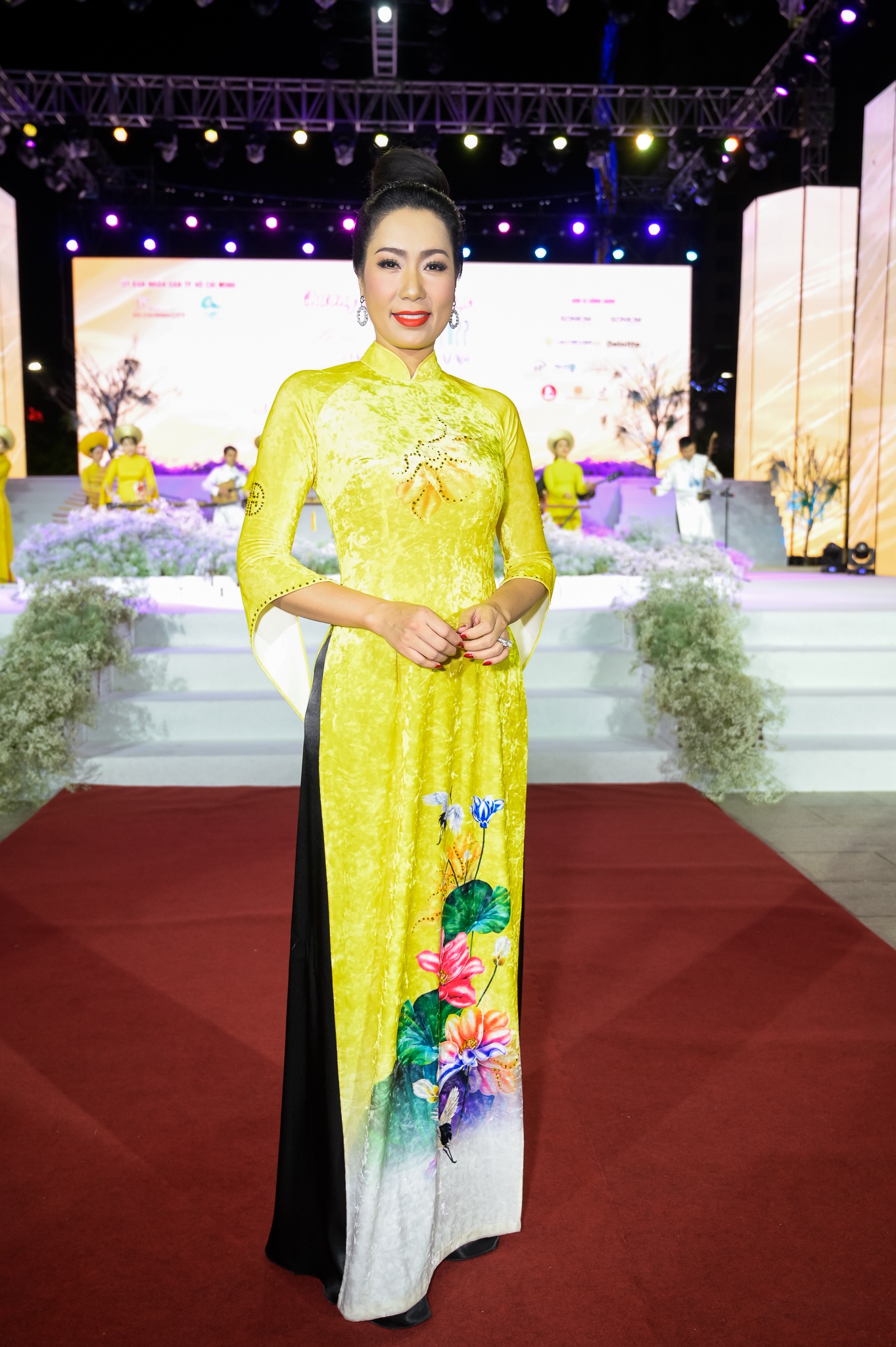 Le hoi ao dai lan thu 3 anh 6
