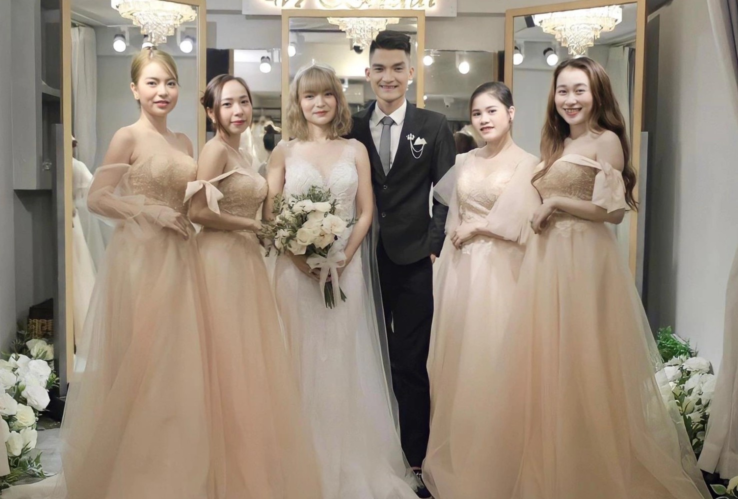 Anh cuoi cua Mac Van Khoa anh 3