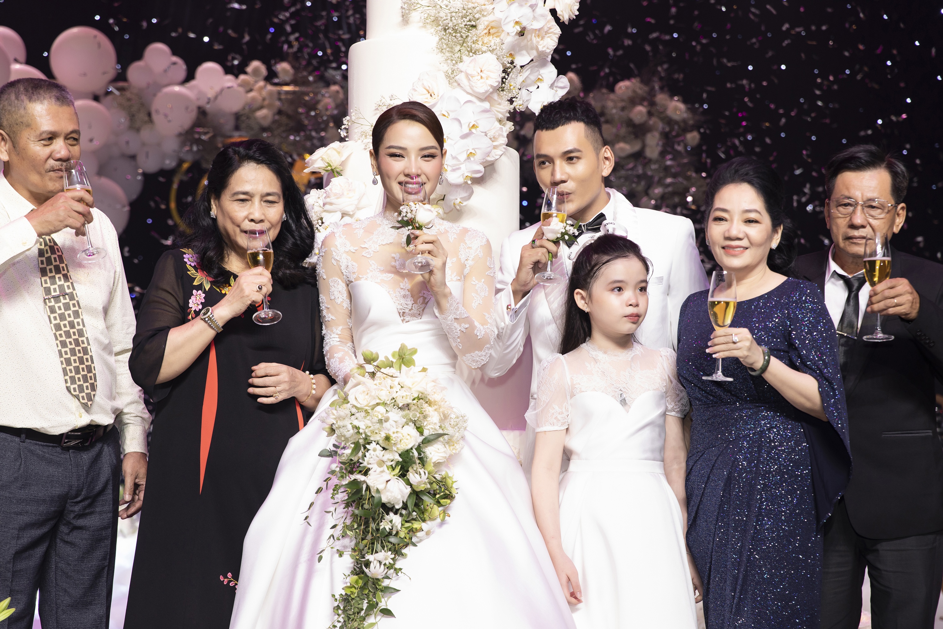 Dam cuoi Phuong Trinh Jolie anh 3