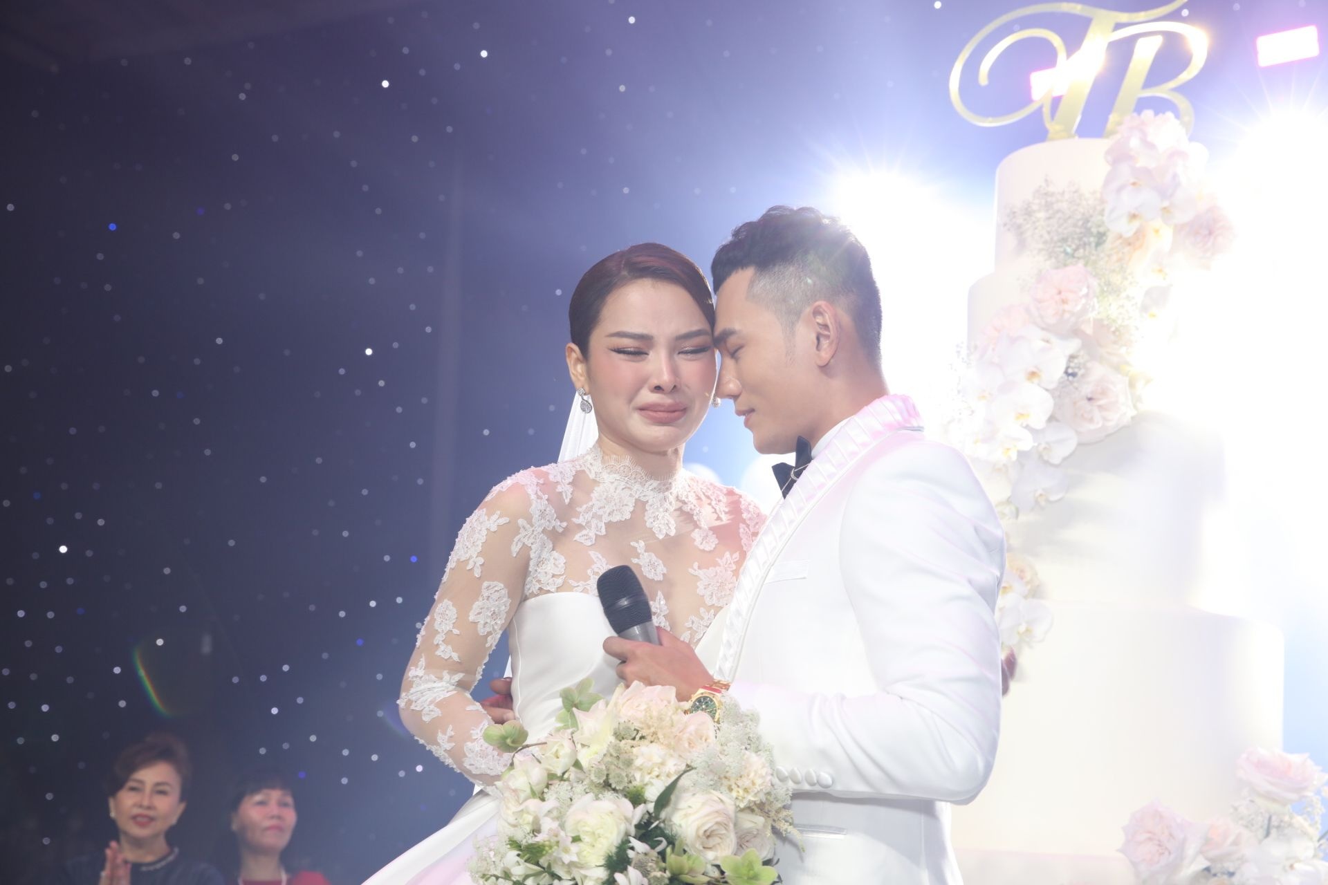 Dam cuoi Phuong Trinh Jolie anh 5