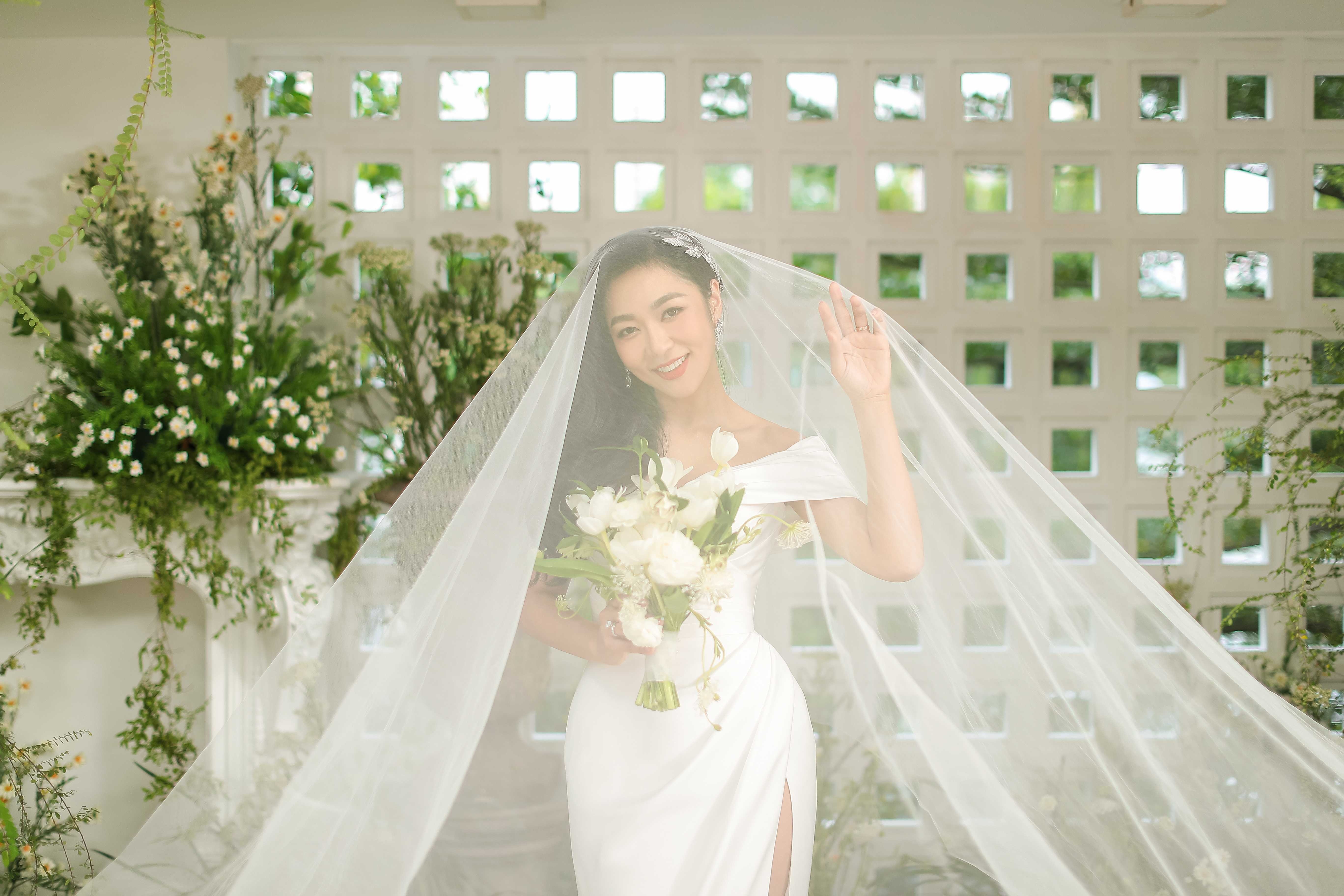 Dam cuoi Ha Thanh Xuan anh 5