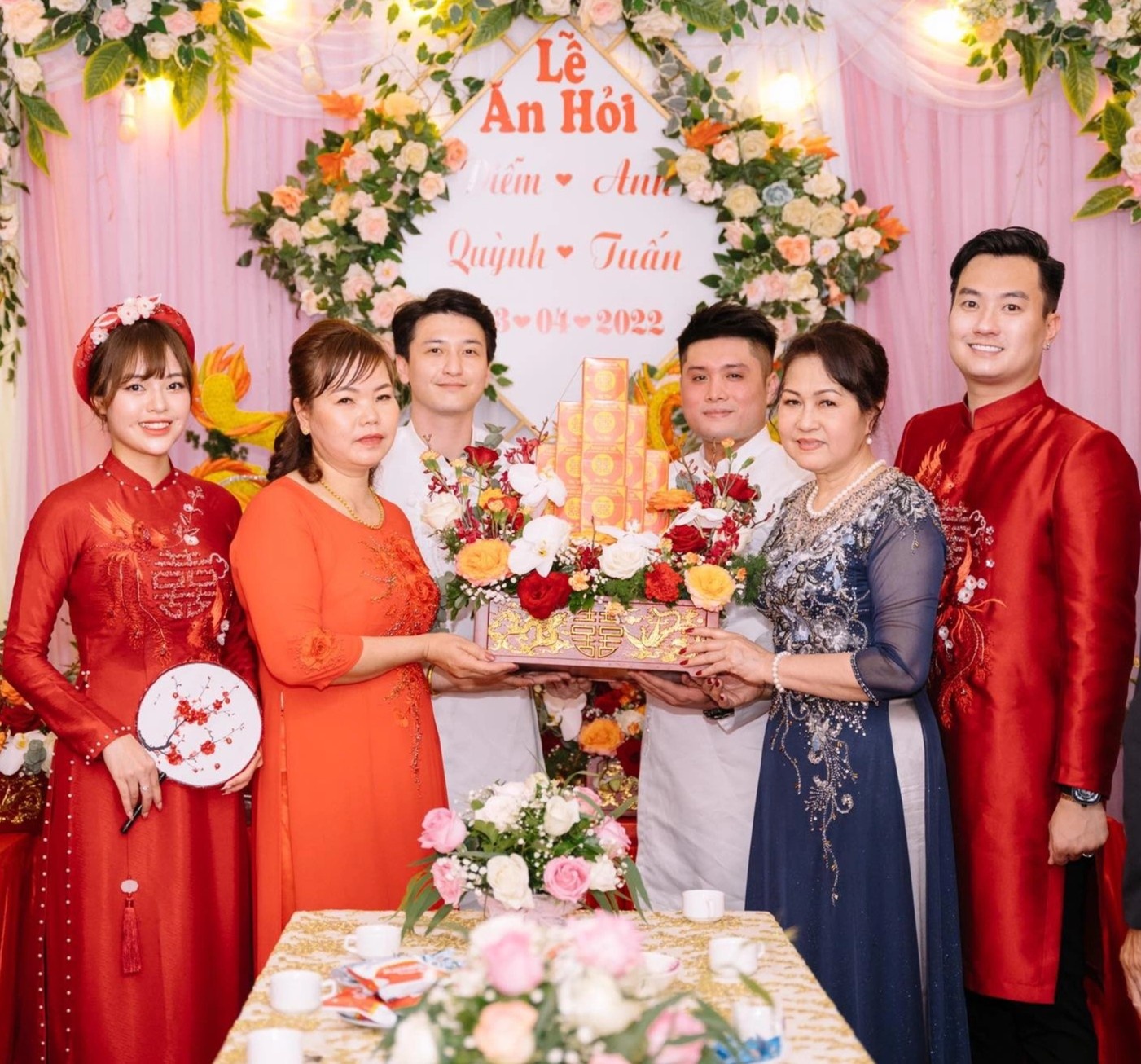 Dam hoi cua dien vien Anh Tuan anh 5