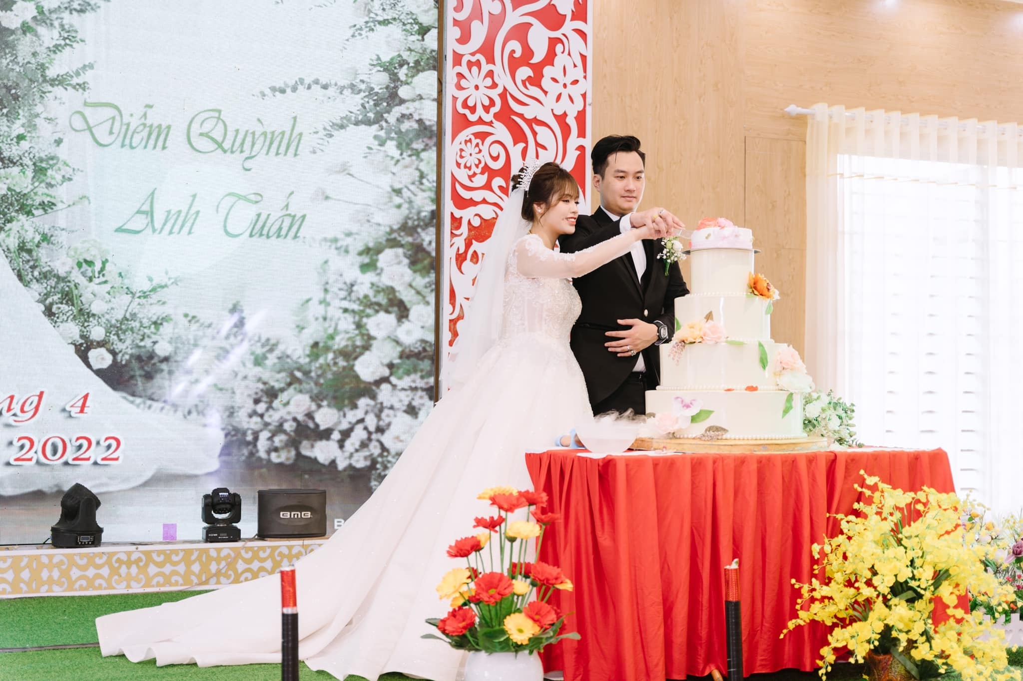 Dam cuoi dien vien Anh Tuan anh 6