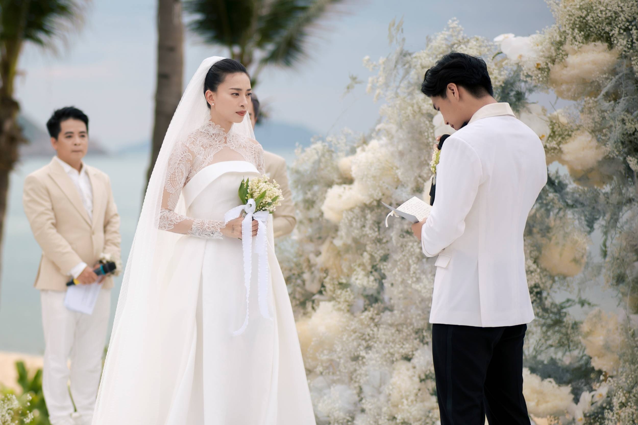 Le cuoi Ngo Thanh Van anh 5