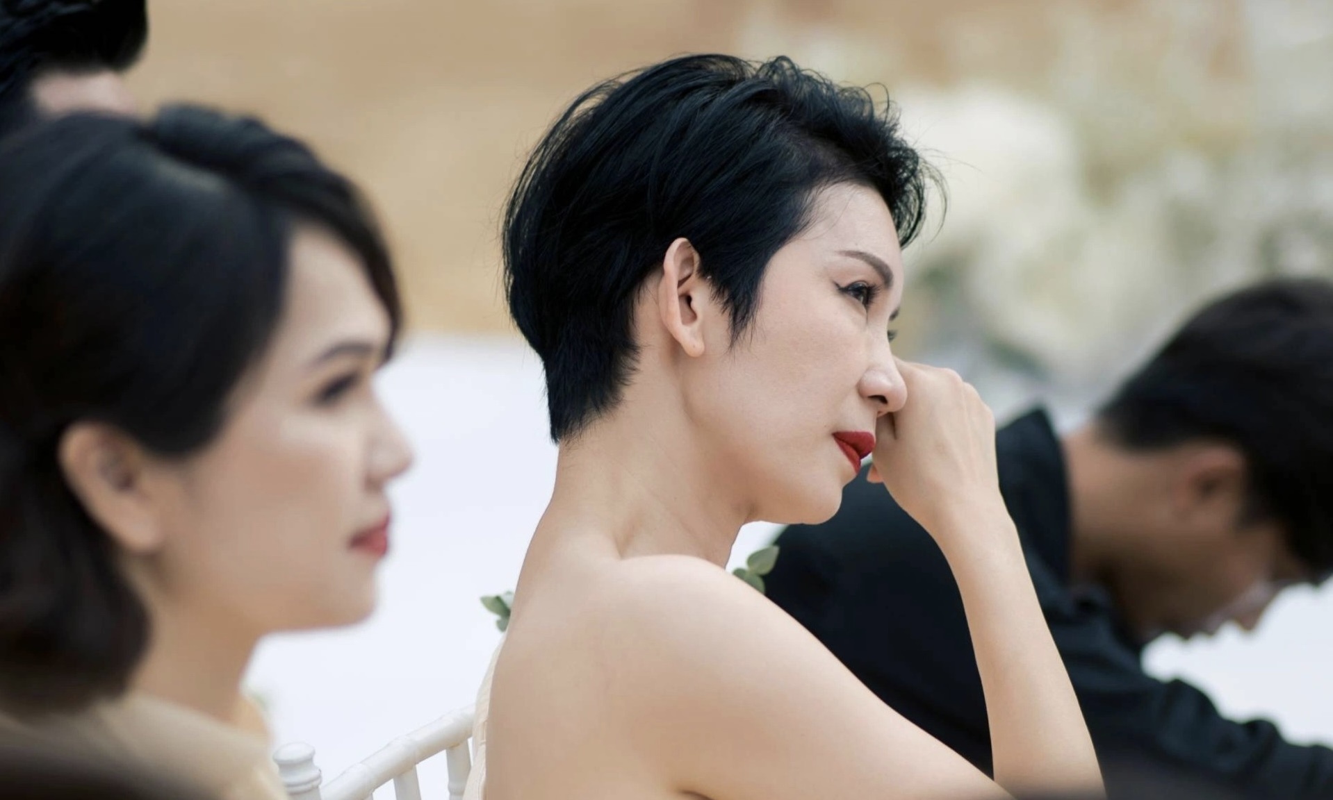 Xuan Lan khoc trong le cuoi Ngo Thanh Van, Huy Tran hinh anh