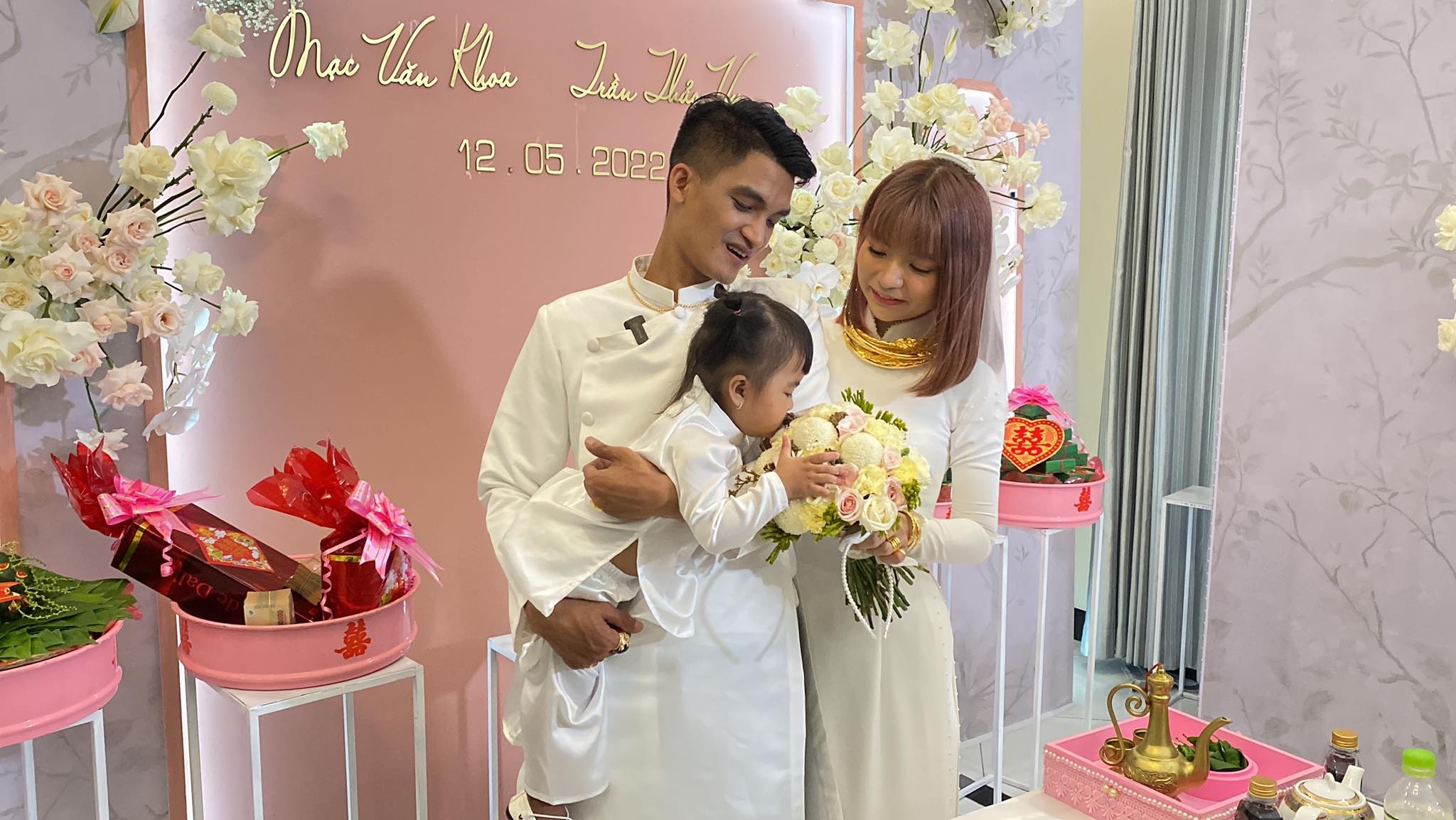 Mac Van Khoa dinh hon anh 7