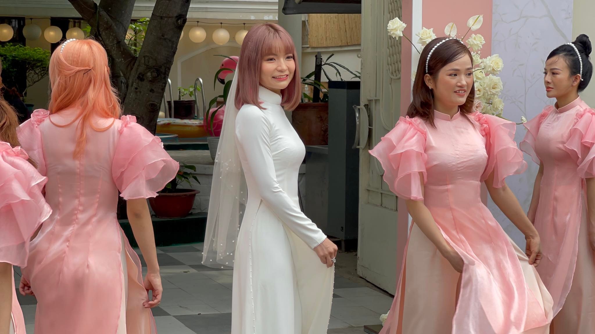 Mac Van Khoa dinh hon anh 3