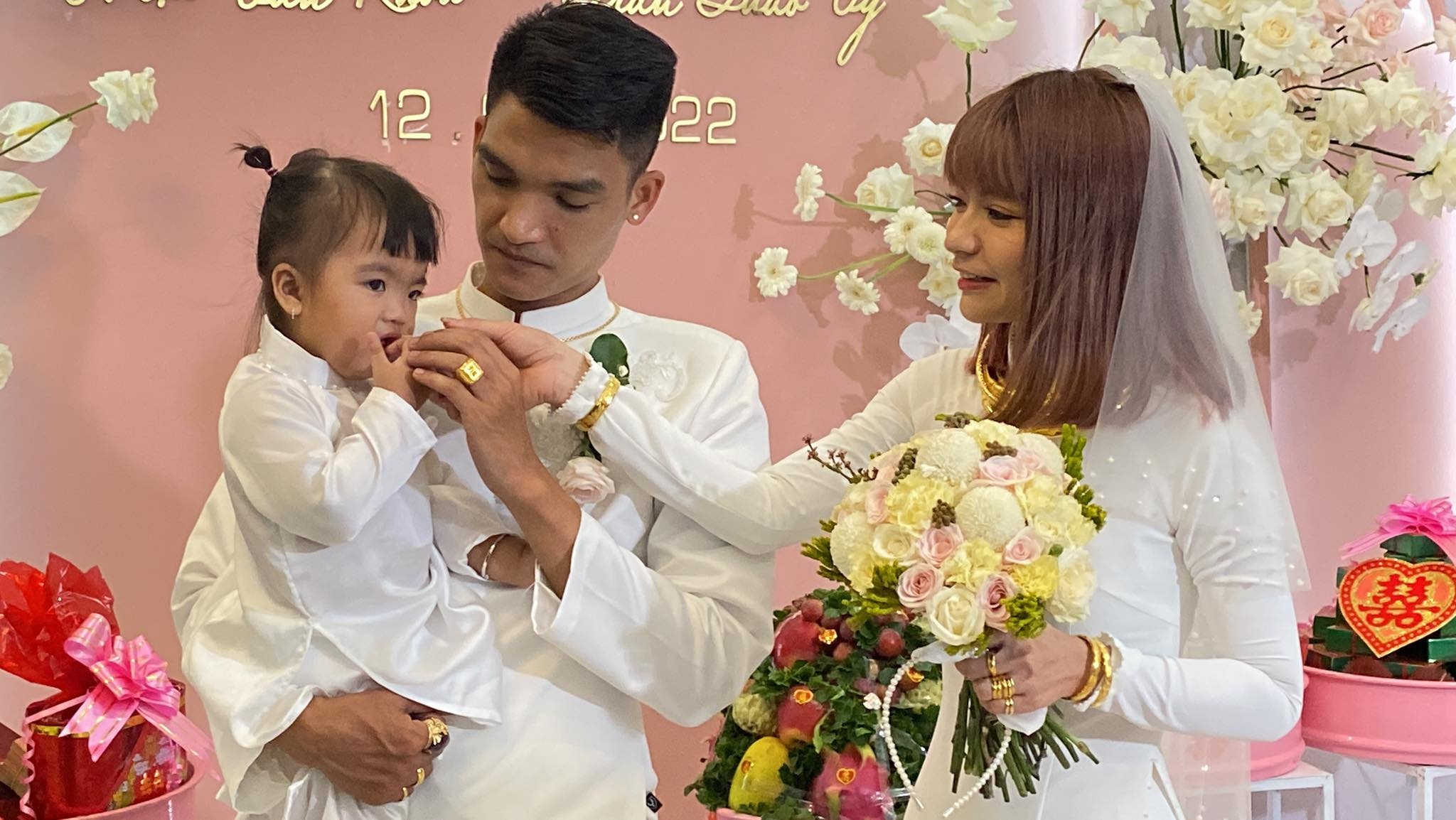 Mac Van Khoa dinh hon anh 6