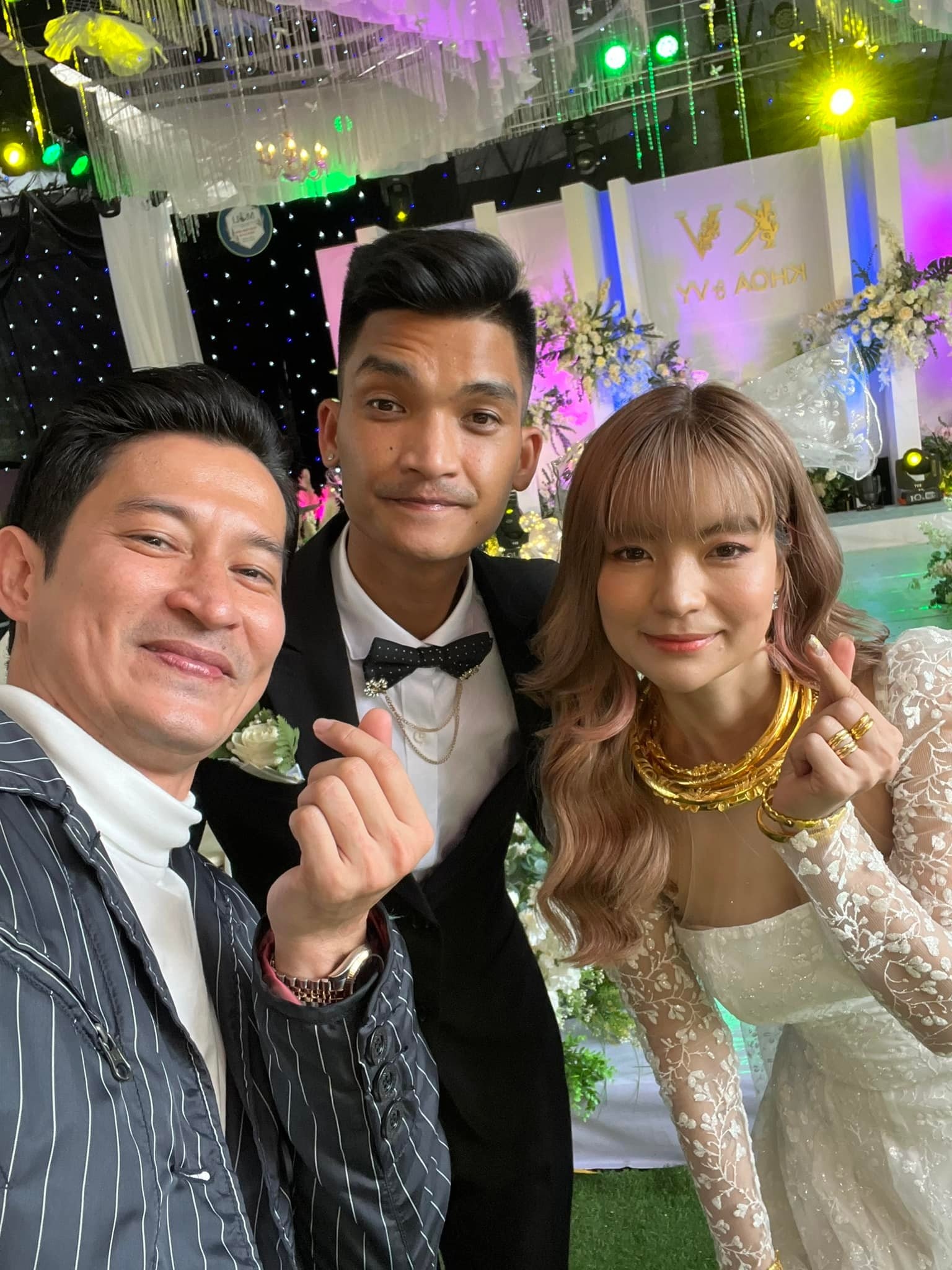 Dam cuoi Mac Van Khoa anh 2