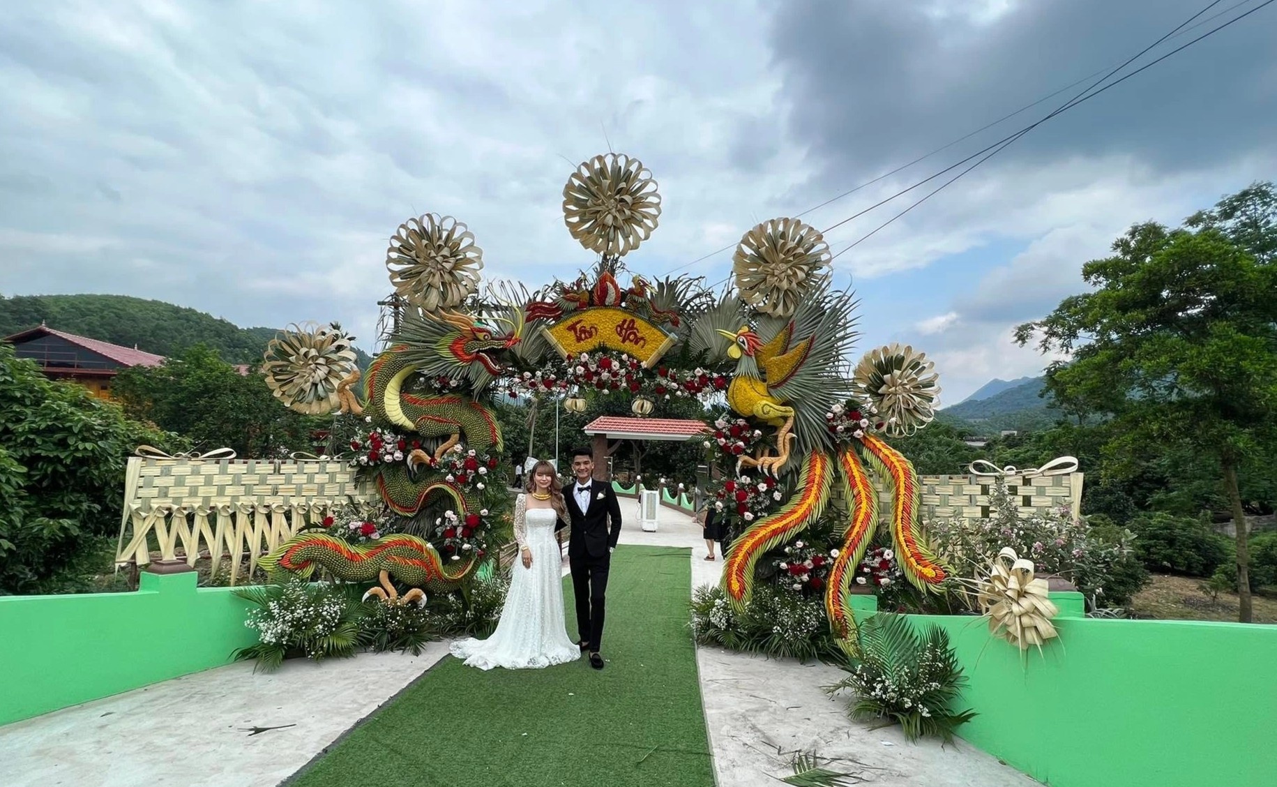 Le cuoi Mac Van Khoa anh 1