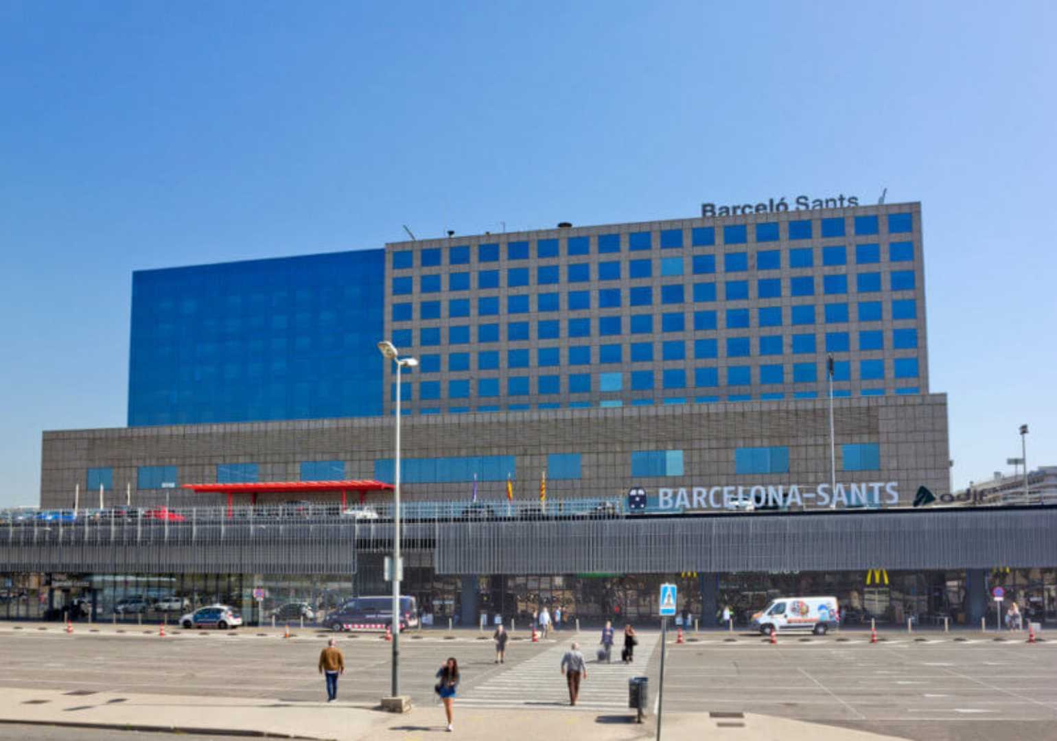 Ga Sants Barcelona anh 8