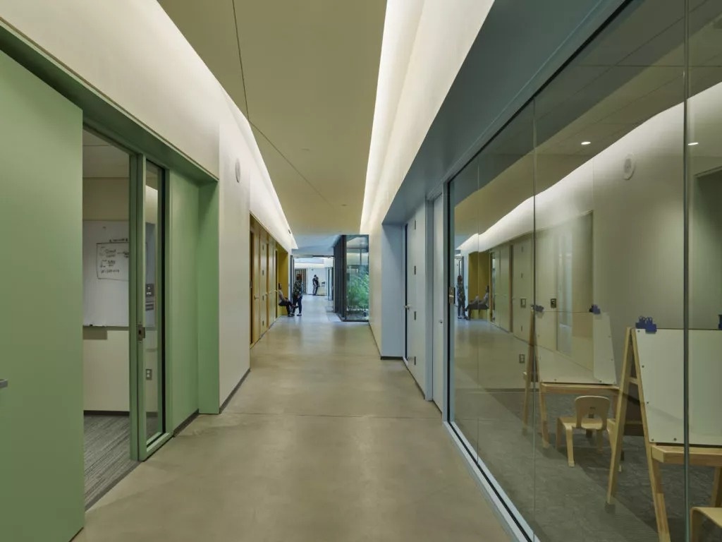 trung tam giao duc anh 7