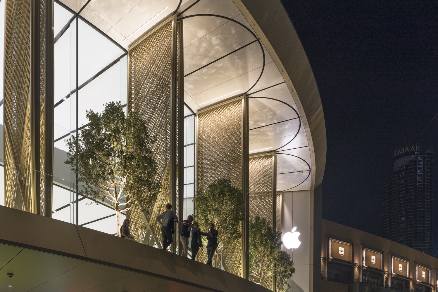 Apple Dubai Mall anh 1