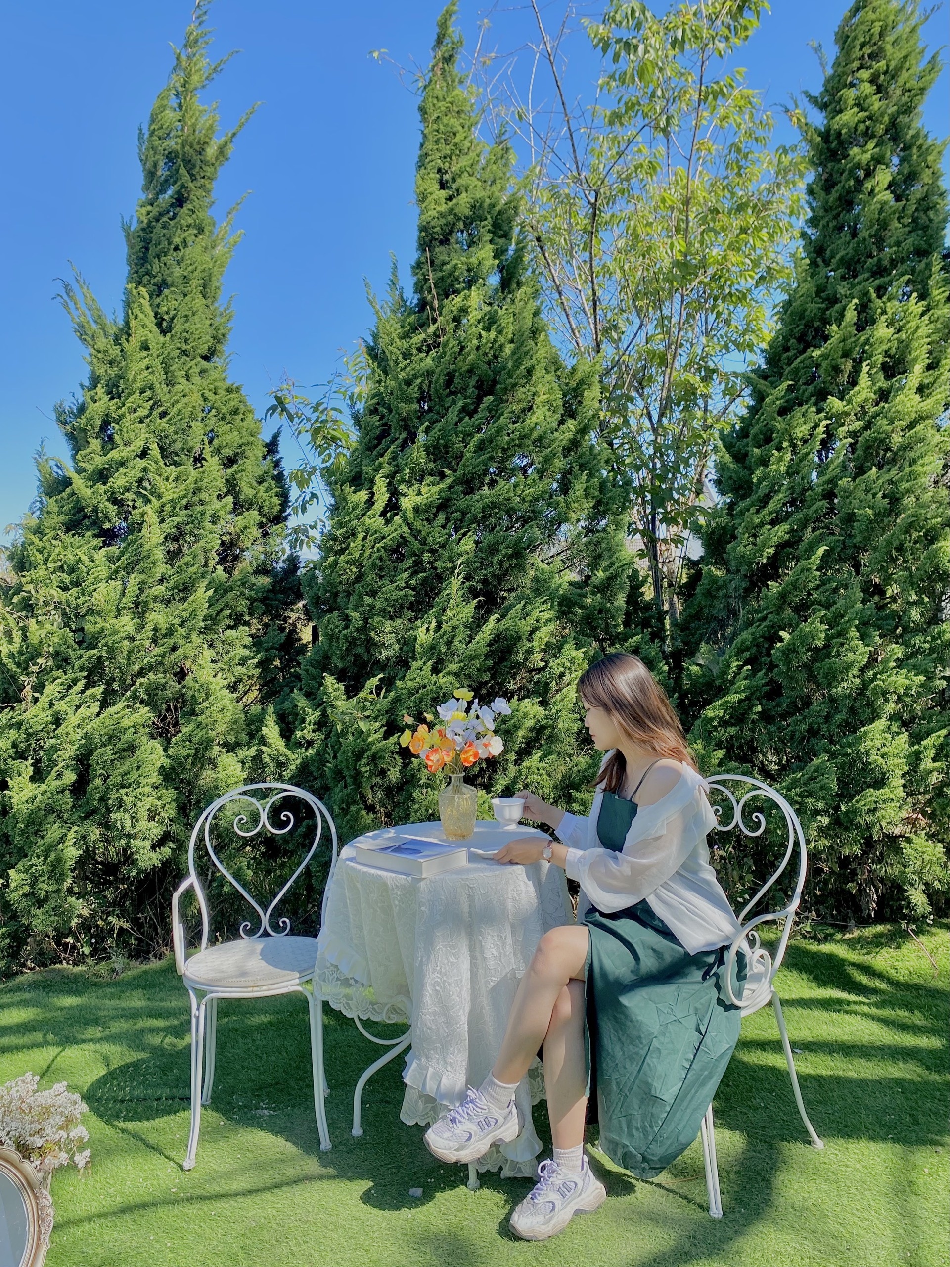 du lich cung ban than anh 7