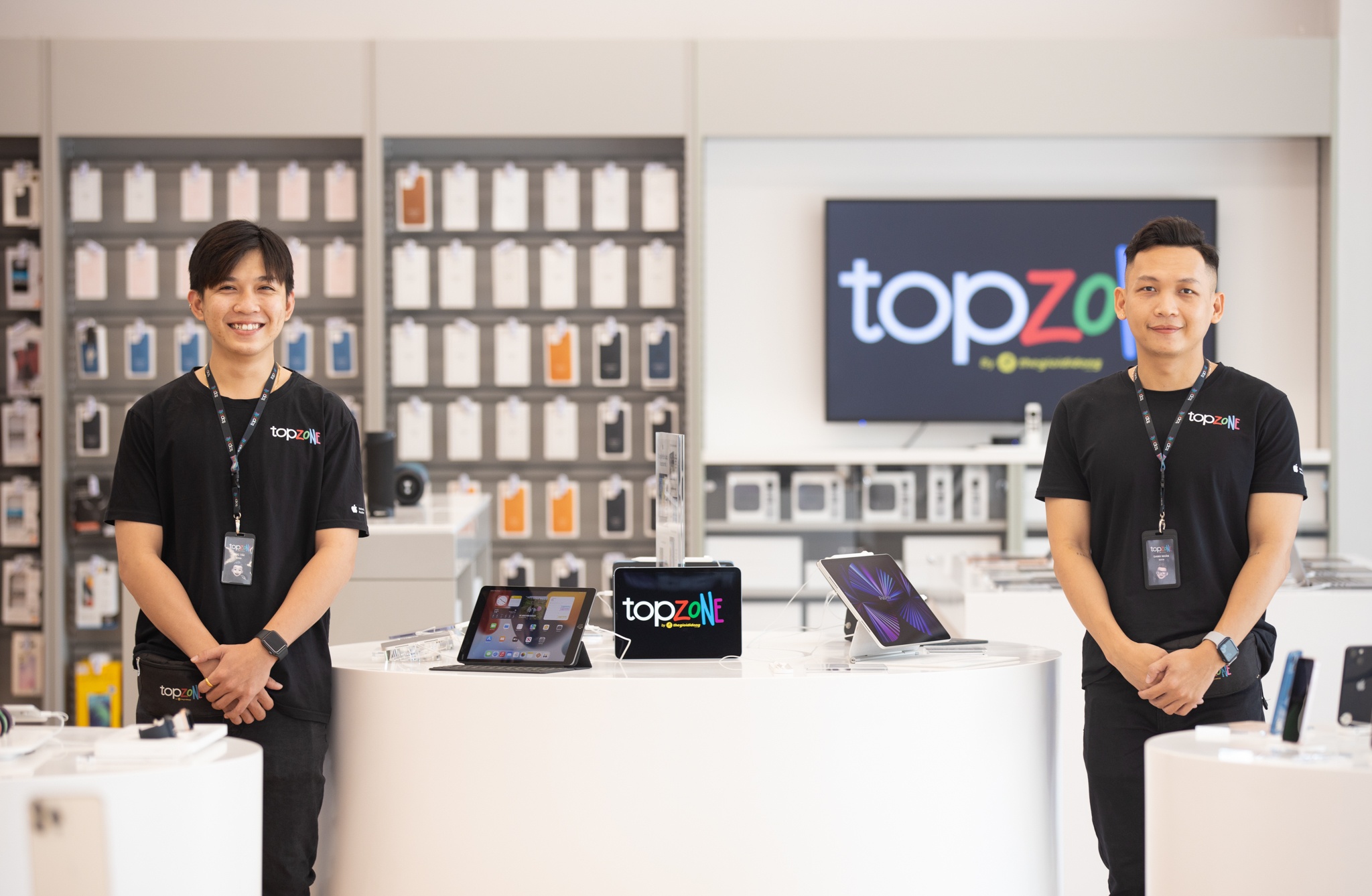 gia iPhone 14 xach tay anh 2