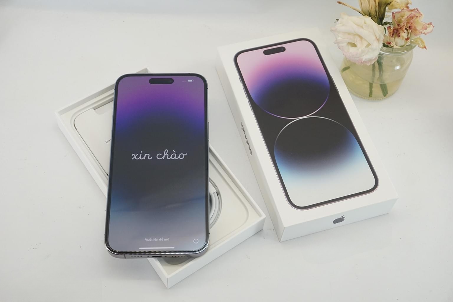 iPhone 14 khan hang anh 2