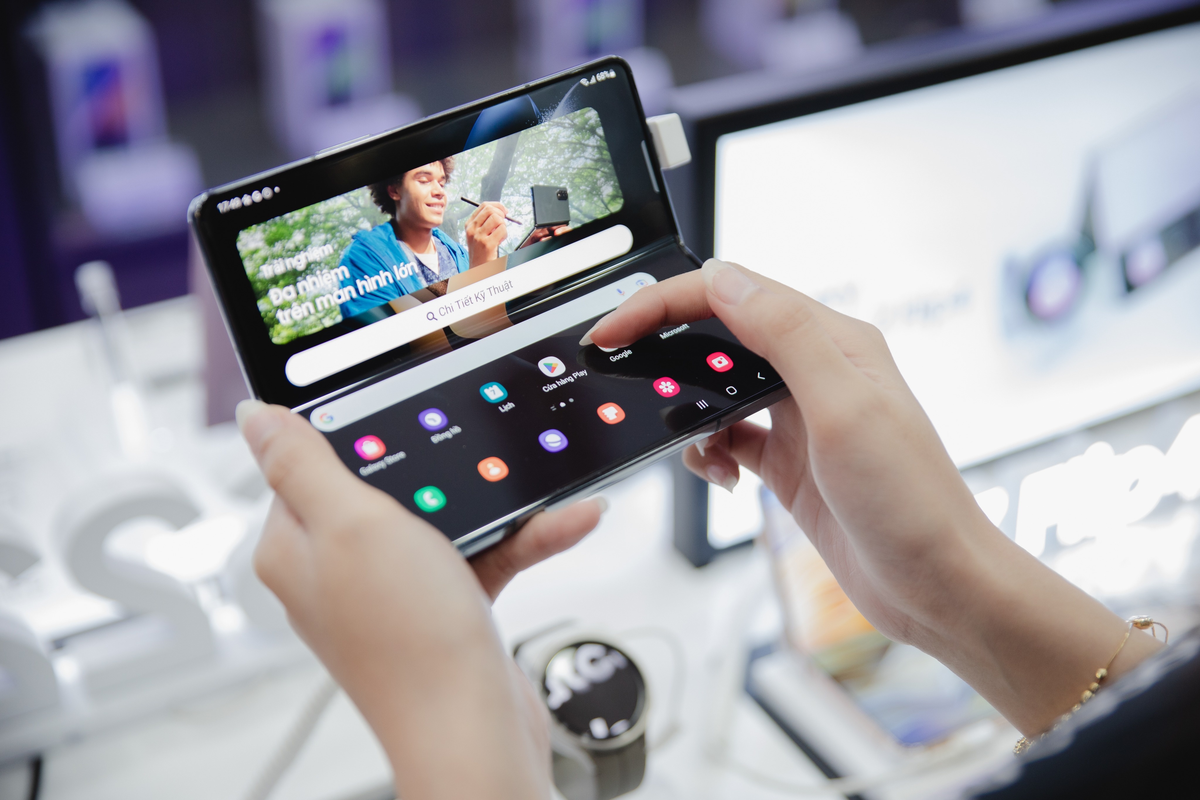 smartphone giam gia tet anh 1