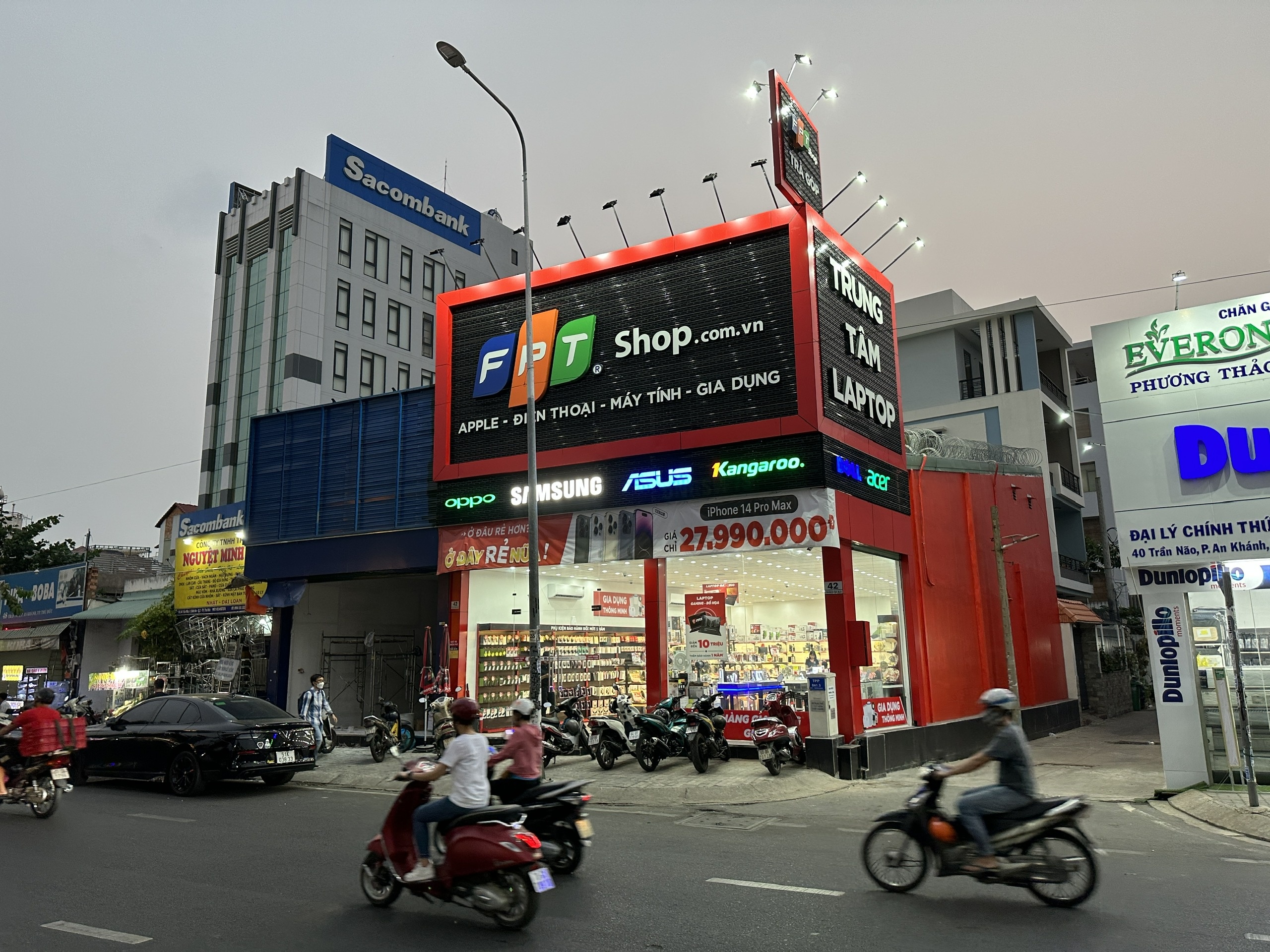 FPT Retail dang ky them nganh nghe ban xe may hinh anh