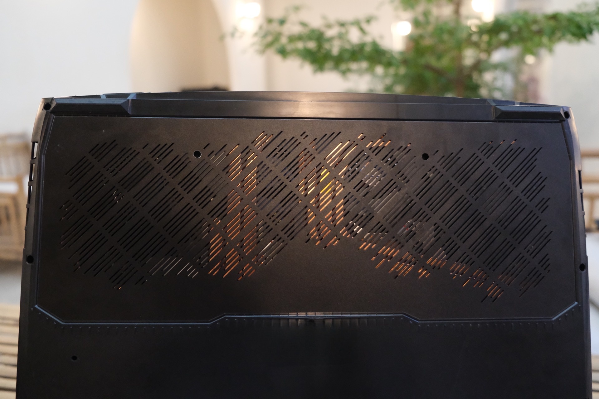 Laptop MSI GT77 anh 12