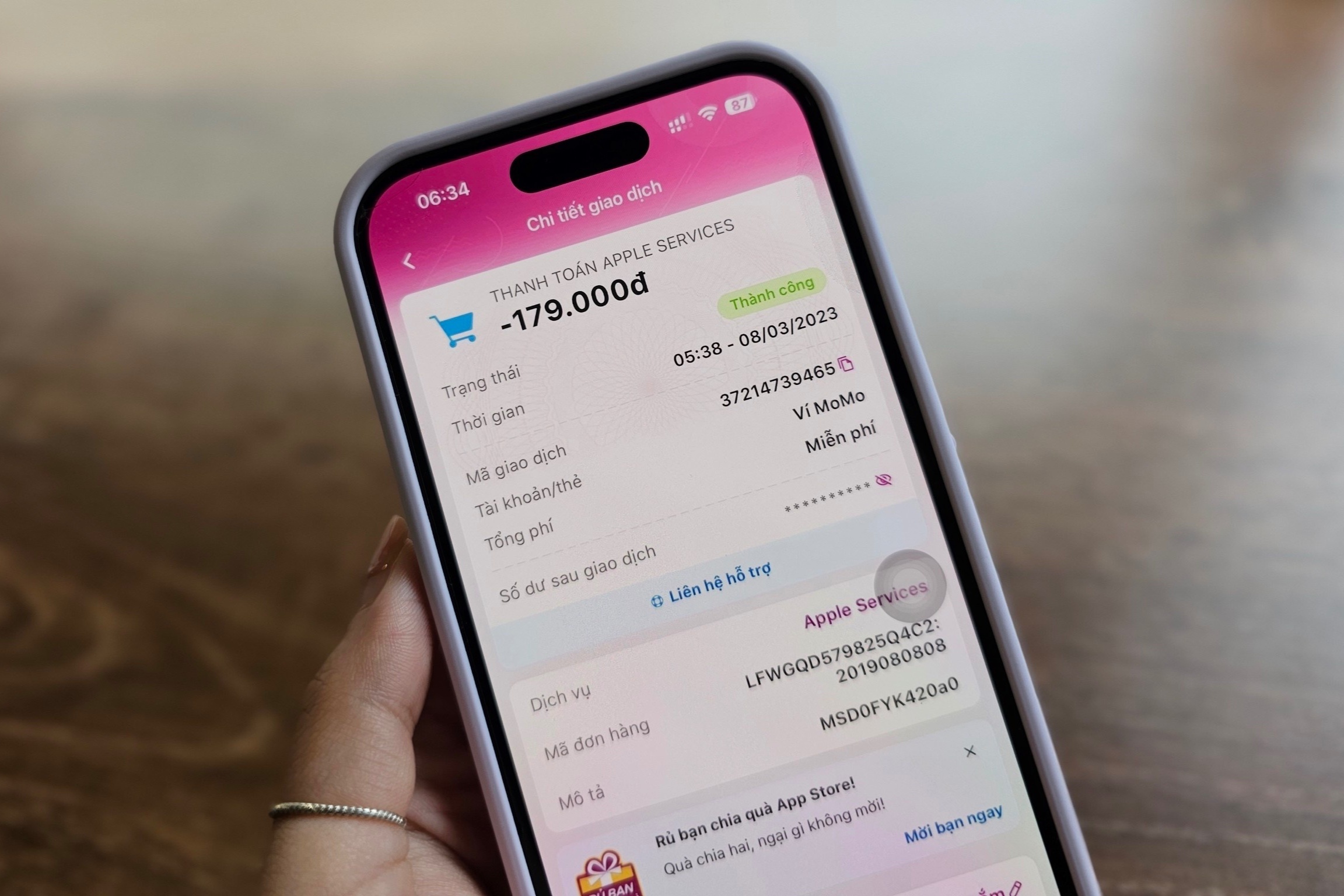 Nguoi dung phan anh Apple va vi dien tu 'tru ngam' tien dich vu hinh anh
