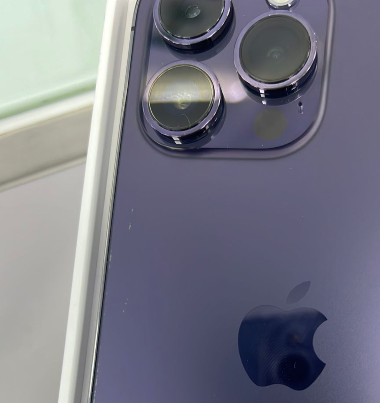 iPhone tim troc son anh 3