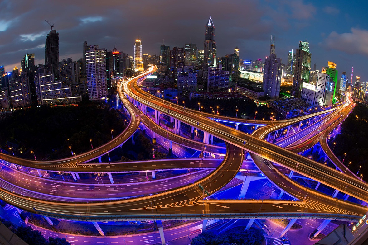 Một nút giao thông nhiều tầng ở Thượng Hải, Trung Quốc Ảnh: Reuters