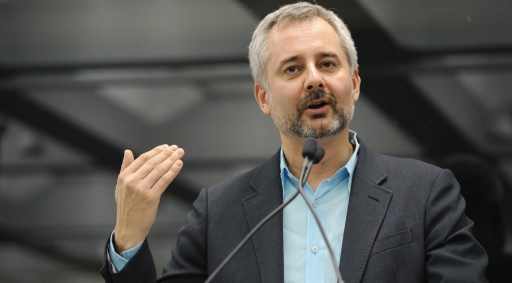 Tac gia best-seller toi VN ra mat sach ‘The gioi mang luoi' hinh anh