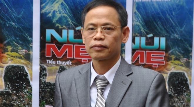 Chuyen nguoi tu tu vuot len so phan de viet tieu thuyet hinh anh