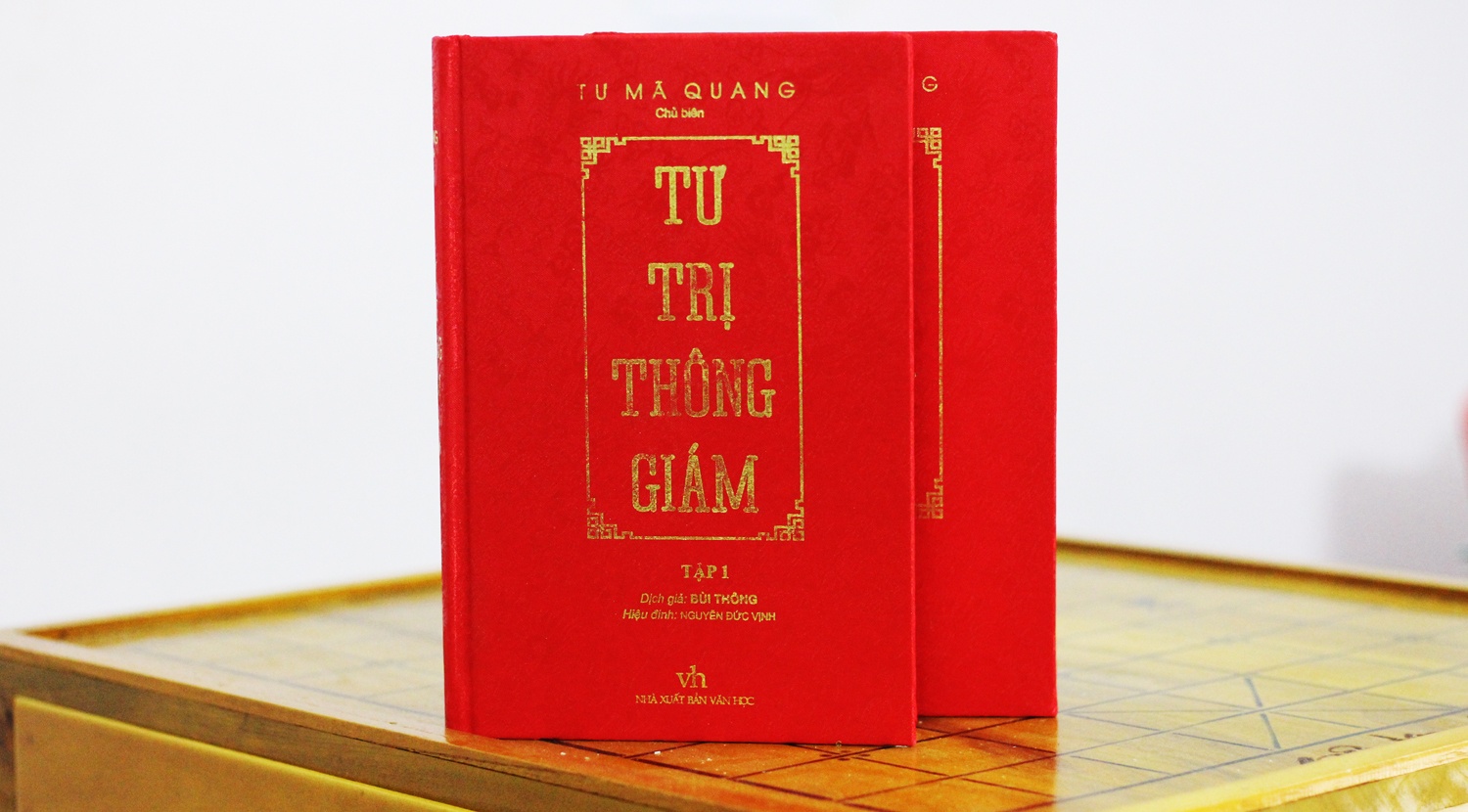 Dich bo su 294 cuon - them mot cuoc rong choi hinh anh