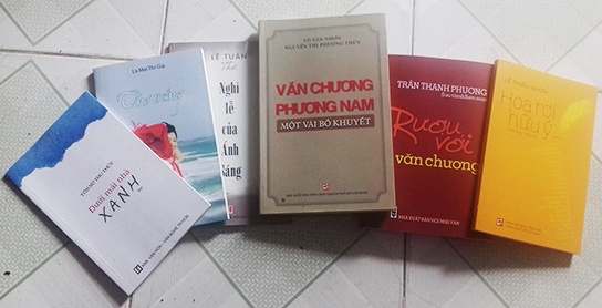 Giải thưởng Hội Nhà văn TP Hồ Chí Minh ảnh 2 Giai thuong Hoi Nha van TP Ho Chi Minh anh 2