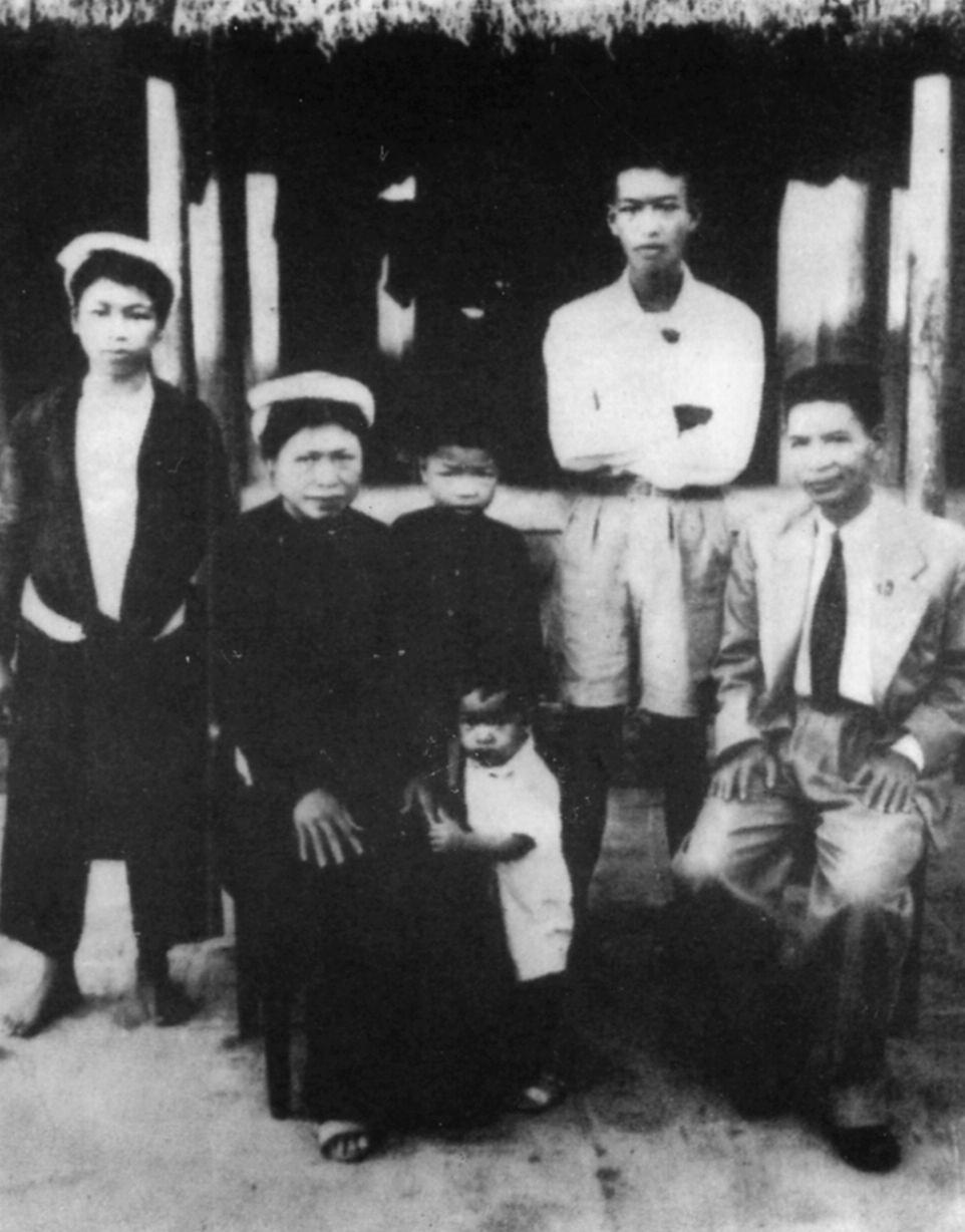 Chuyen doi nha su hoc Tran Huy Lieu anh 1