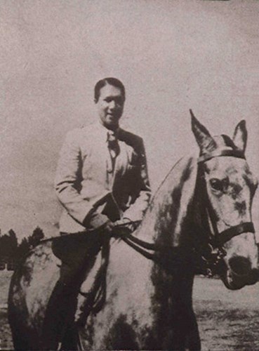 Vua Bao Dai chon vo nhu the nao anh 2