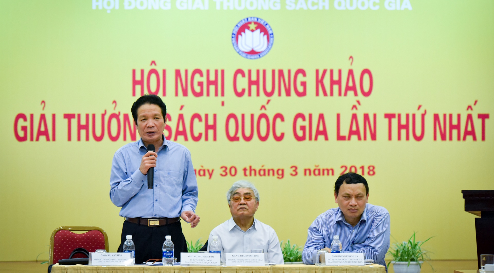 Giai thuong Sach Quoc gia duoc cham nhu the nao? hinh anh