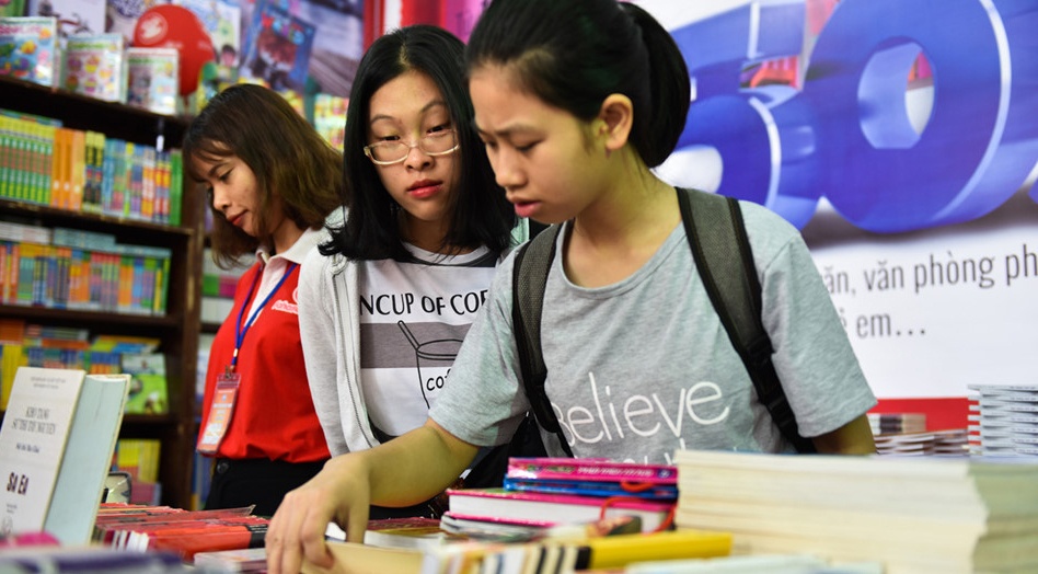 Hoi sach mung Ngay Sach Viet Nam thu 11 ty dong hinh anh