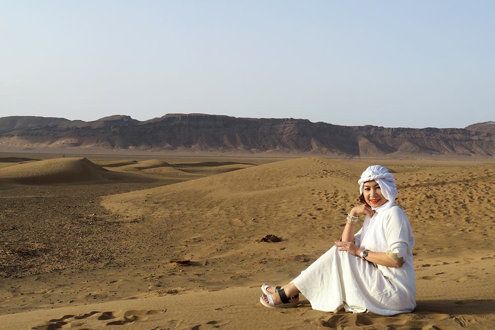 Sach Binh minh o Sahara anh 2