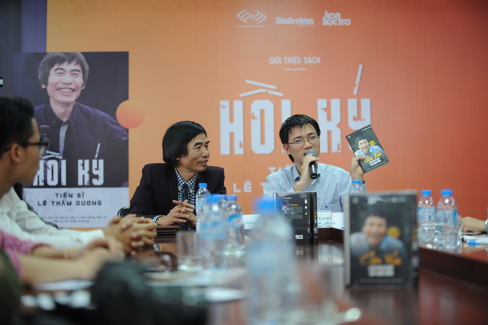 TS Le Tham Duong - nguoi truyen cam hung anh 1