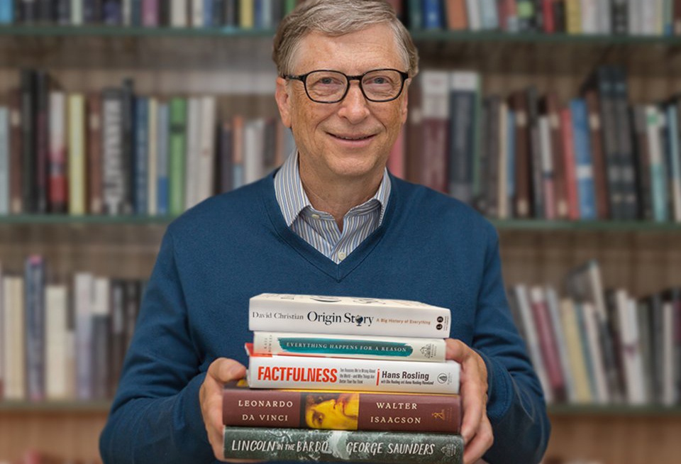 Bill Gates tiet lo 5 cuon sach dang doc trong mua he 2018 hinh anh