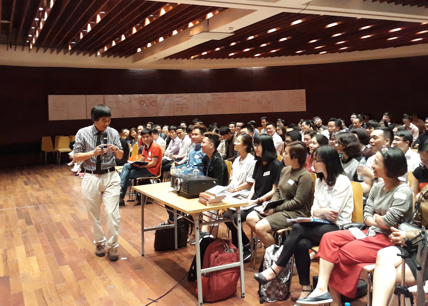 TS Le Tham Duong noi ve huong nghiep anh 2