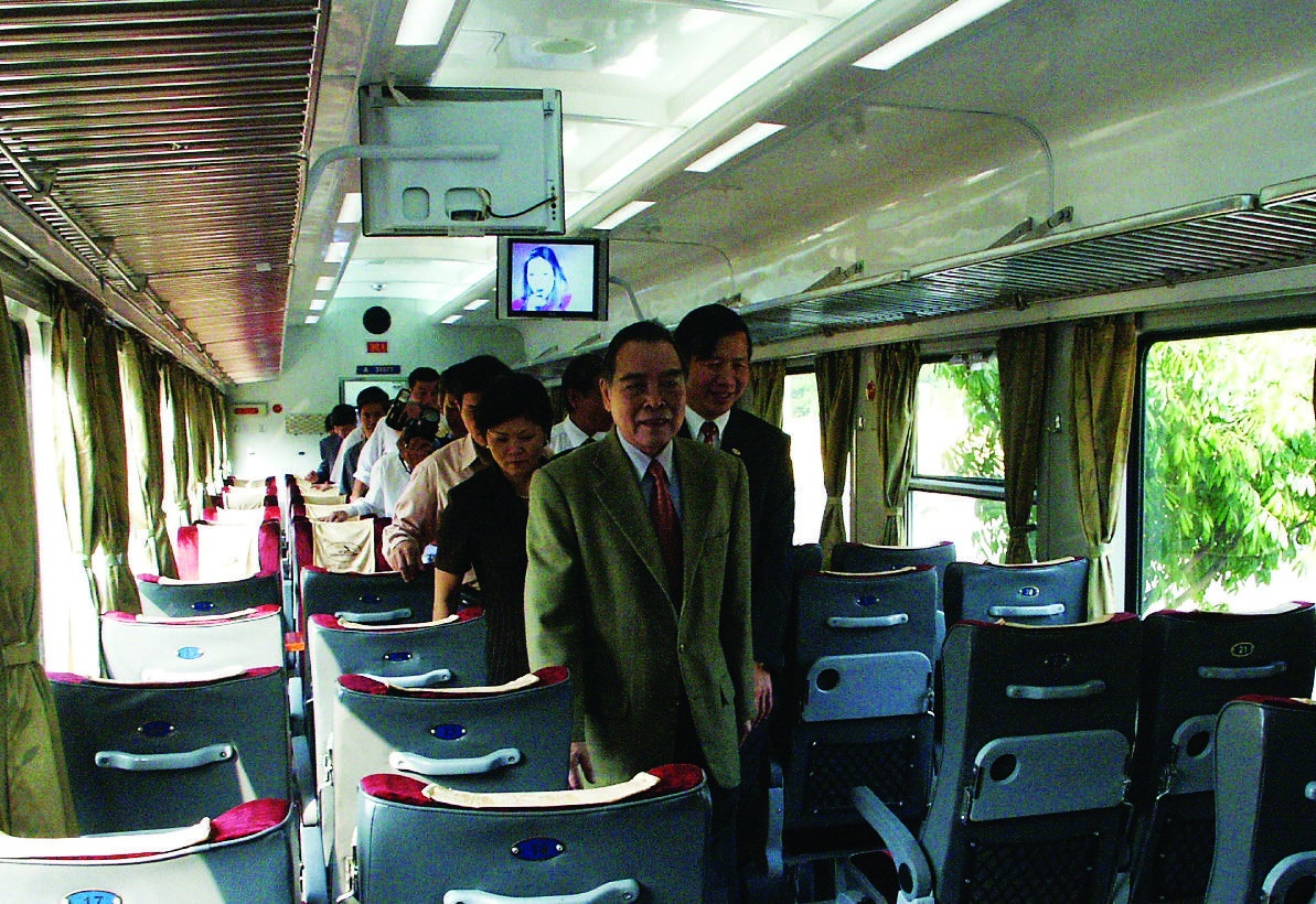 Hinh anh ve hoat dong cua co Thu tuong Phan Van ai anh 17