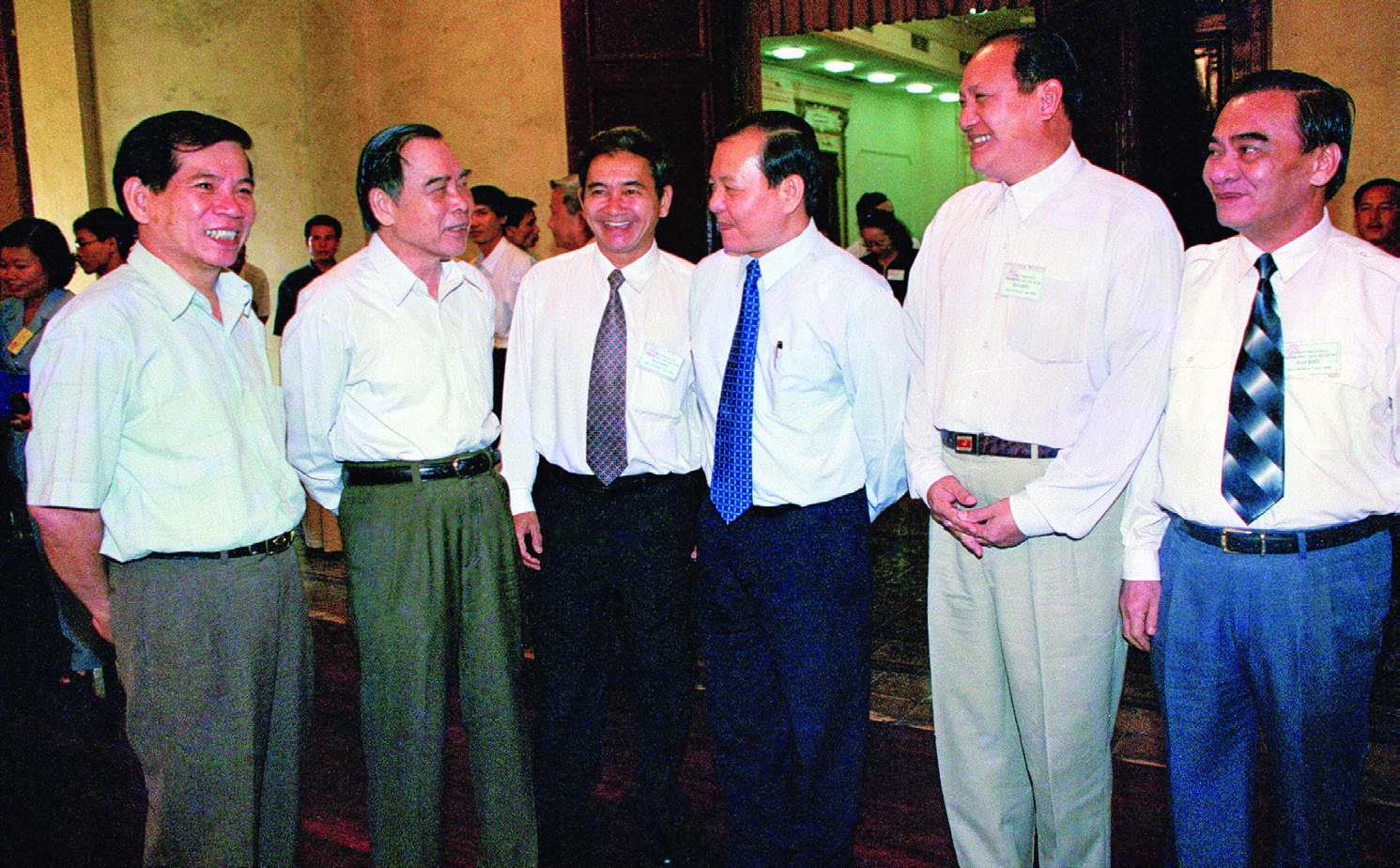 Hinh anh ve hoat dong cua co Thu tuong Phan Van ai anh 9