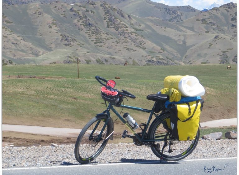 'Duong bien hanh phuc': Tuoi tre hay 'quang minh' mot cach thong minh hinh anh