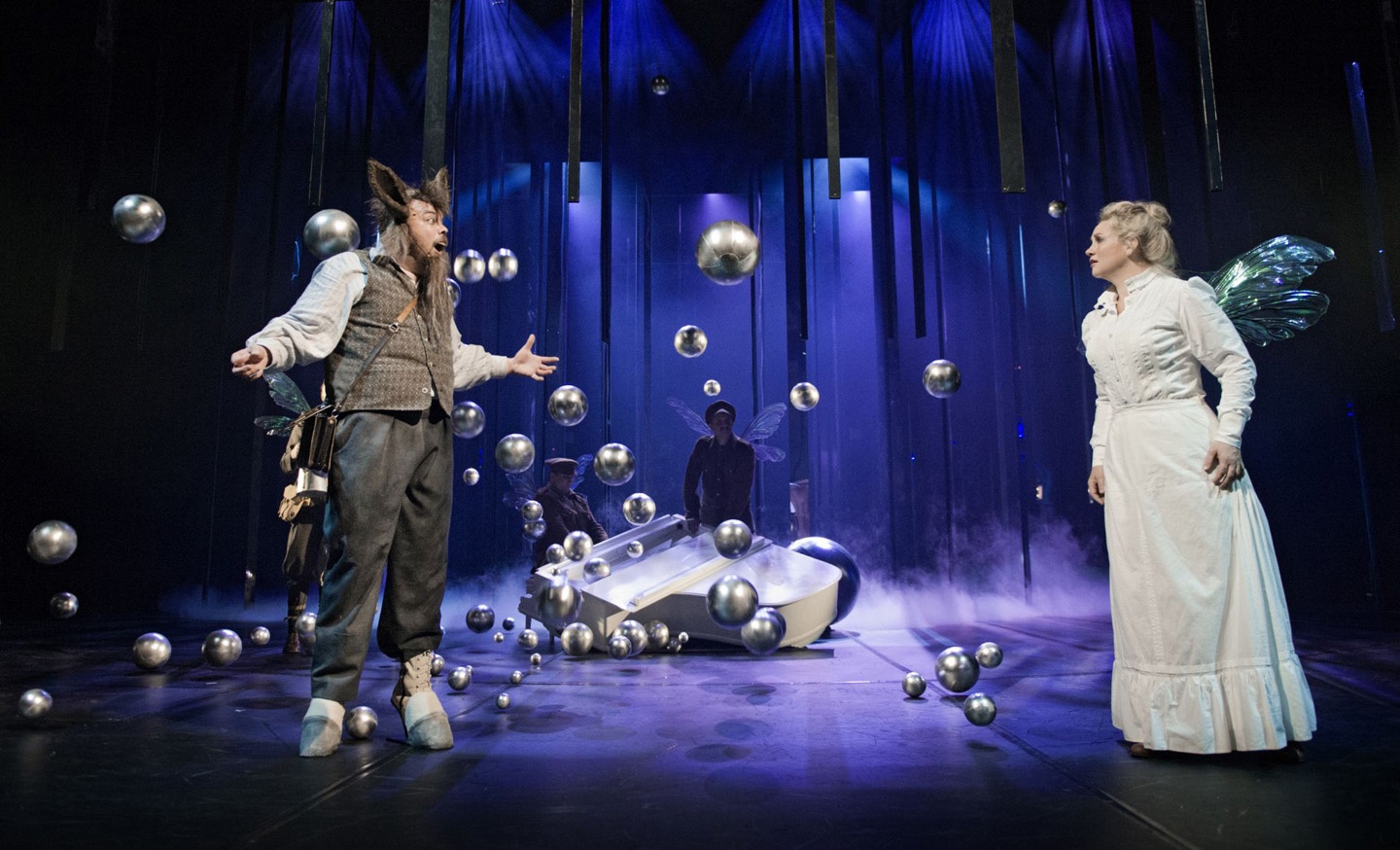 Giac mong dem he cua van chuong Anh anh 1