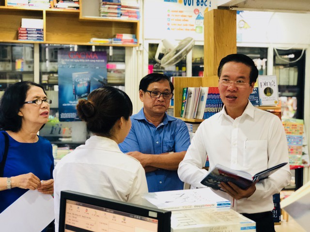 Gac Ma - Vong tron bat tu duoc NXB My mua ban quyen anh 1