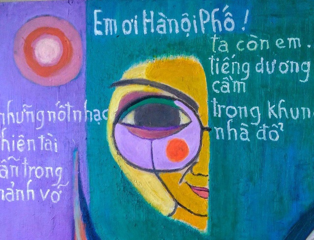 'Em oi! Ha Noi pho' va nhung phien ban sai lech hinh anh