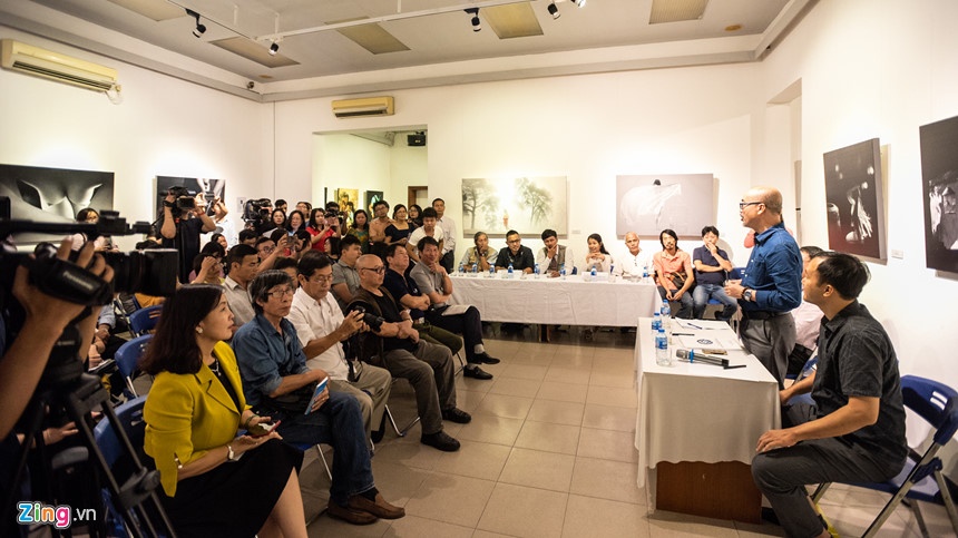 Ông Vi Kiến Thành nói về triển lãm Ảnh nude ảnh 1 Ong Vi Kien Thanh noi ve trien lam Anh nude anh 1