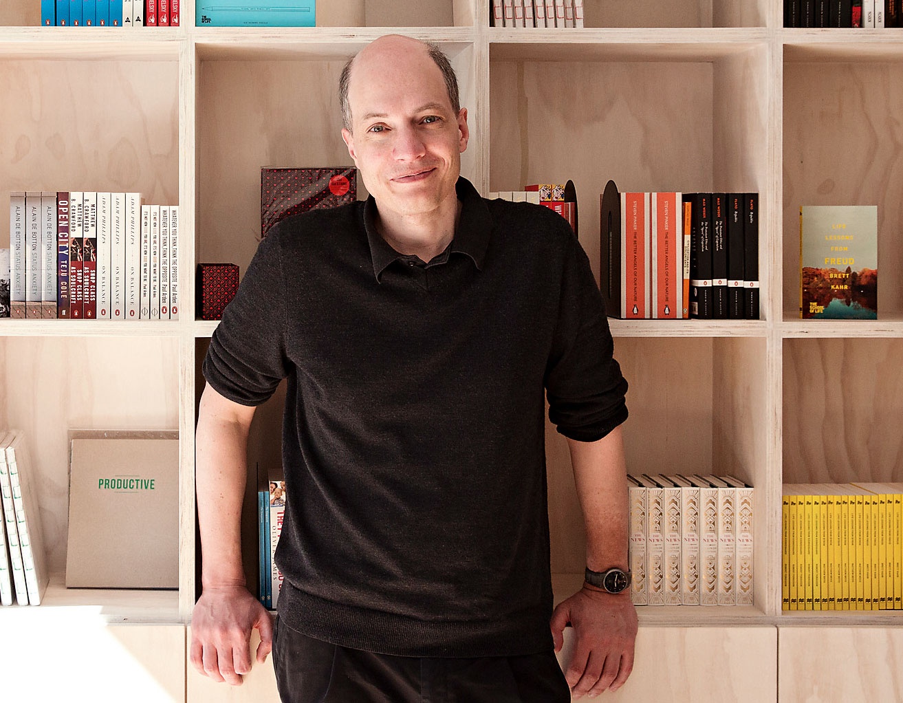 Ban doc tre Ha Noi no nuc toi nghe Alain de Botton tu van tinh yeu hinh anh