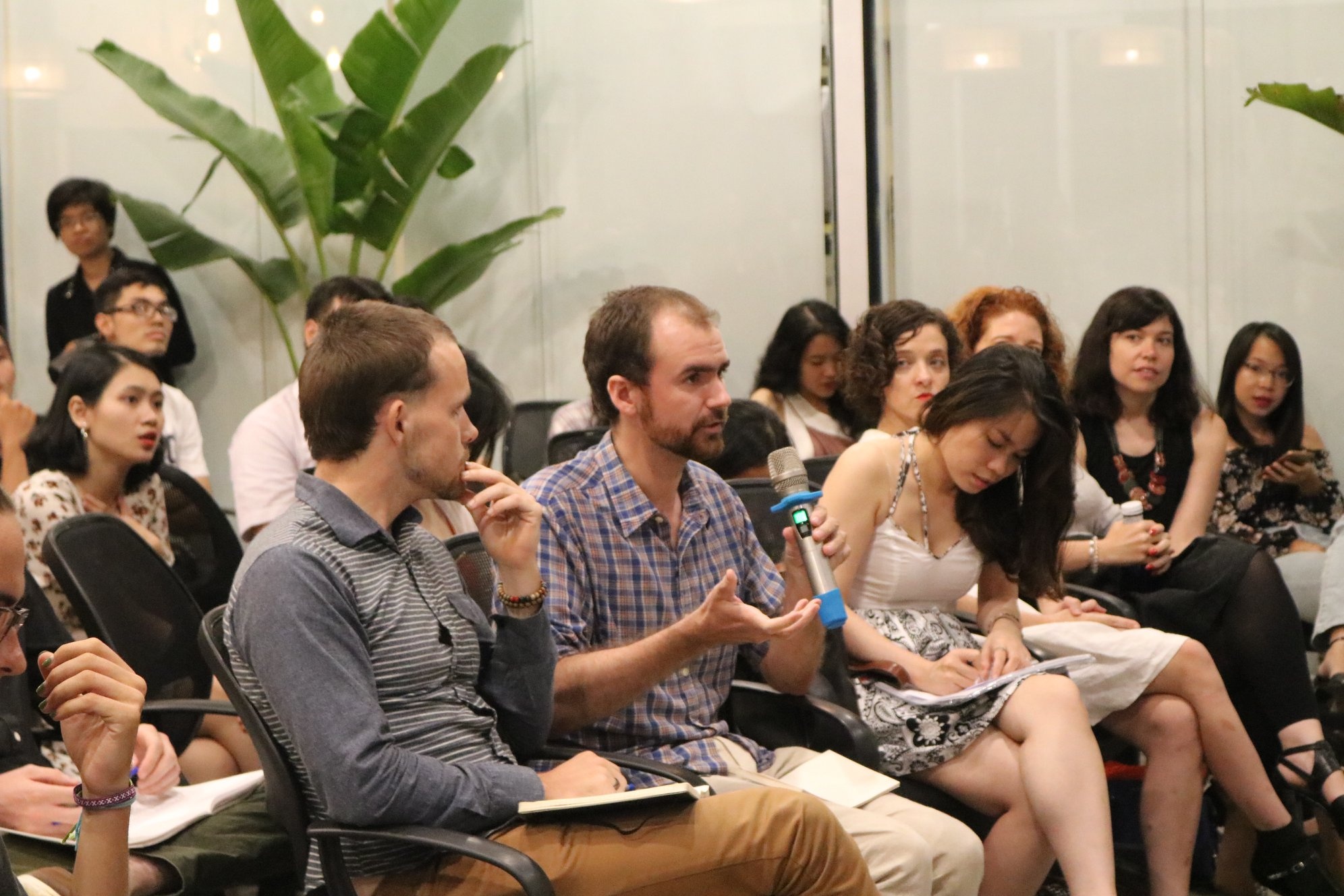 Alain de Botton giao lưu với Việt Nam ảnh 3 Alain de Botton giao luu voi Viet Nam anh 3