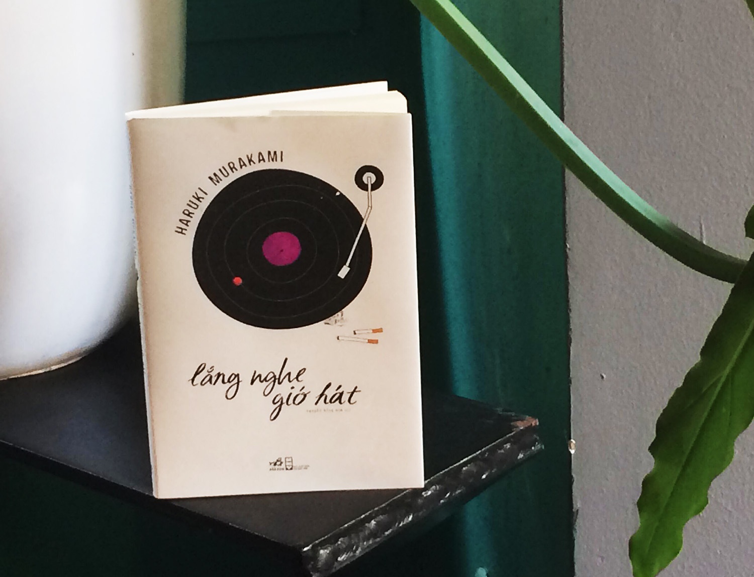 Tiểu thuyết đầu tay của Murakami ảnh 2 Tieu thuyet dau tay cua Murakami anh 2